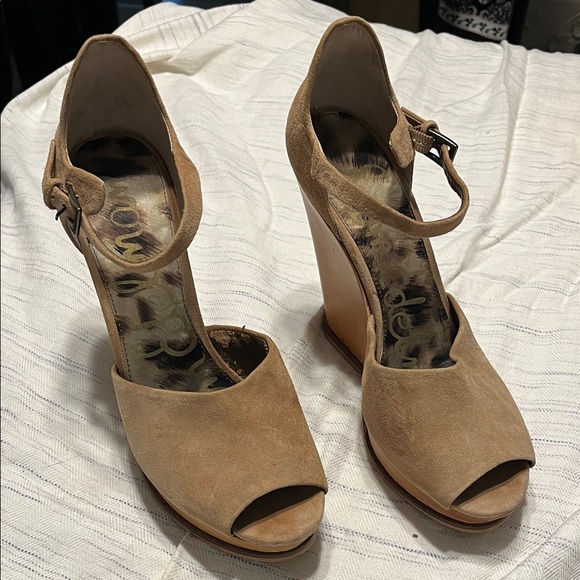 Sam Edelman Shoes - Sam Edelman Open Toe Suede Wedge Sandals W’s 9